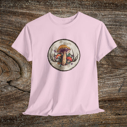 Hunting & Foraging Retro Grunge T-Shirt — Gatherer Gift