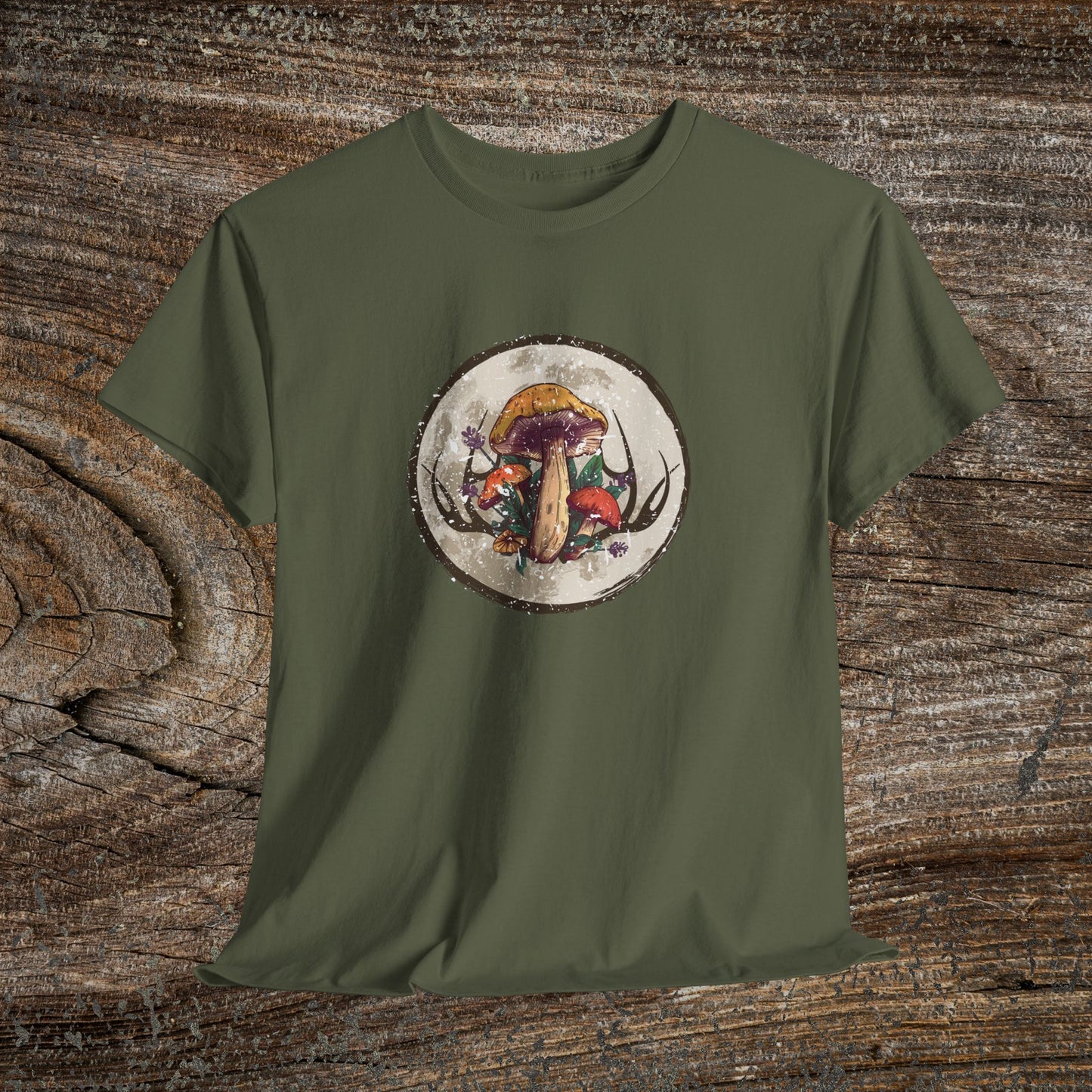 Hunting & Foraging Retro Grunge T-Shirt — Gatherer Gift